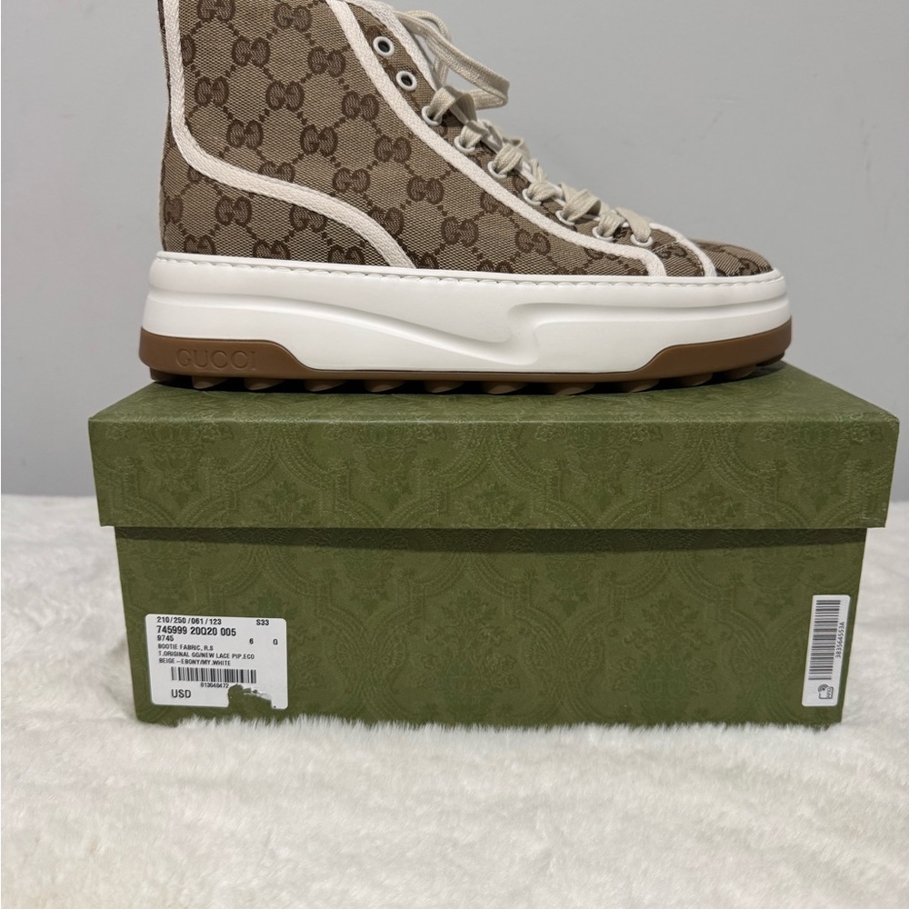 Gucci Beige and White Logo High-Tops - Picture 6 of 6